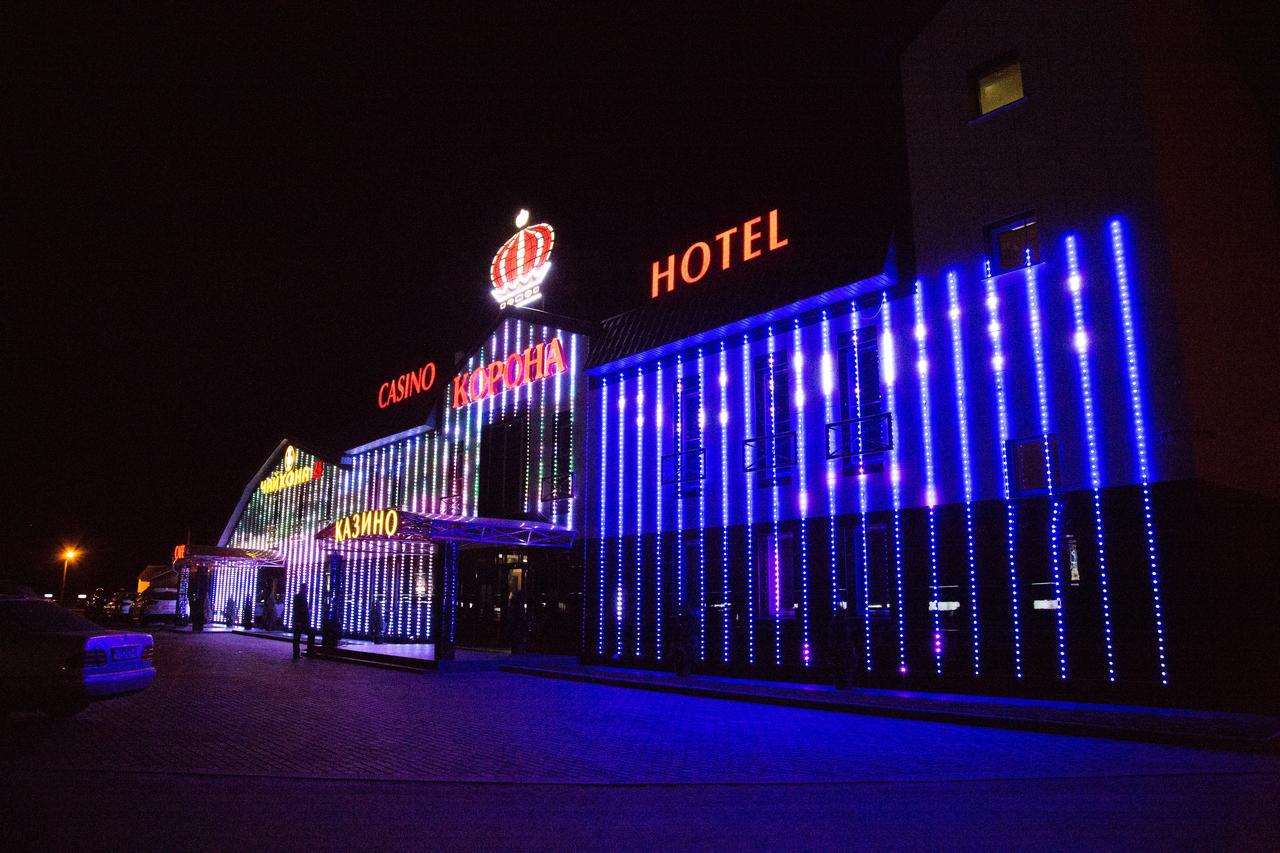 KRTs Korona Hotel Sudilovichi Bagian luar foto