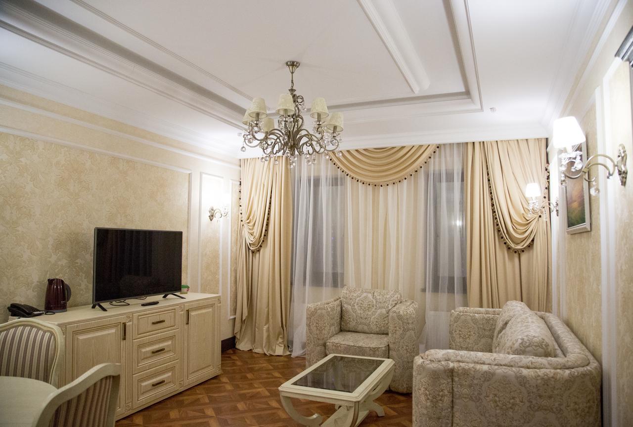 KRTs Korona Hotel Sudilovichi Bagian luar foto